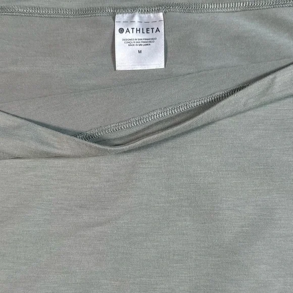 Athleta Boatneck Cinched Waistband Top Green Size Medium - Picture 5 of 5